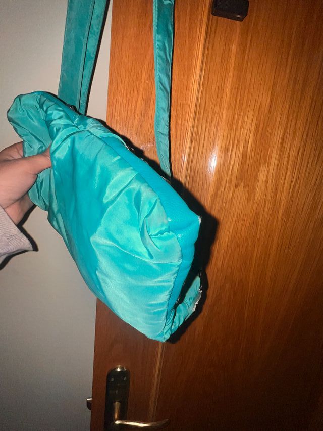 Bolso Diesel Turquesa con Tachuelas Negras