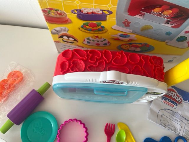 Forno Magico Play-Doh Kitchen Creations