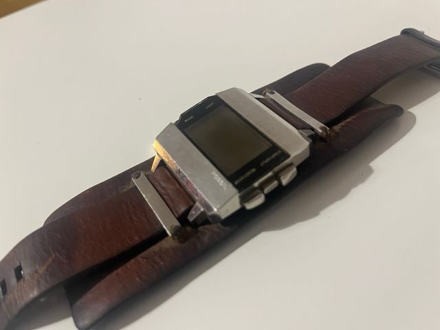 Orologio Fossil in Pelle Marrone e Argento