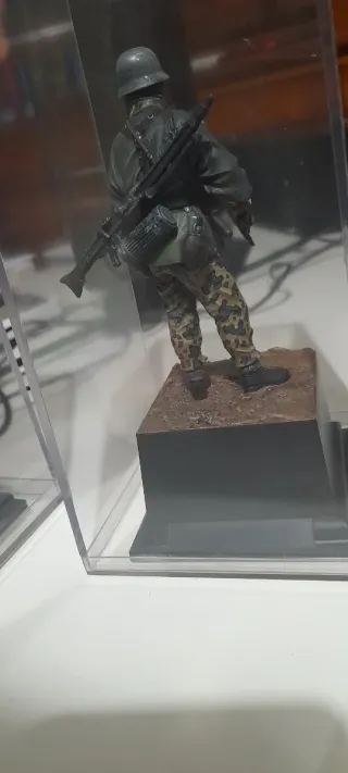 2 Figuras Soldados Alemanes II Guerra Mundial.