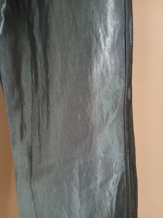 Pantalón Zara plateado , negro