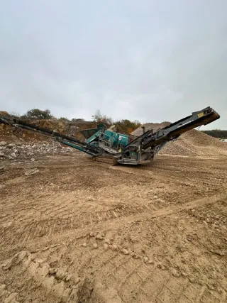 CRIBA MOBIL warriors 600