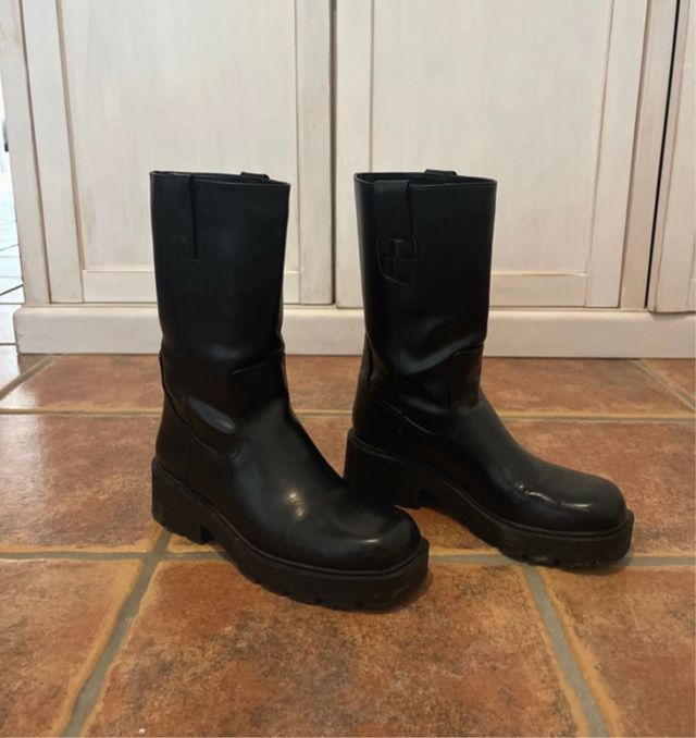 Botas Bershka negras