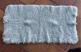 Tappeto blu a pelo lungo
