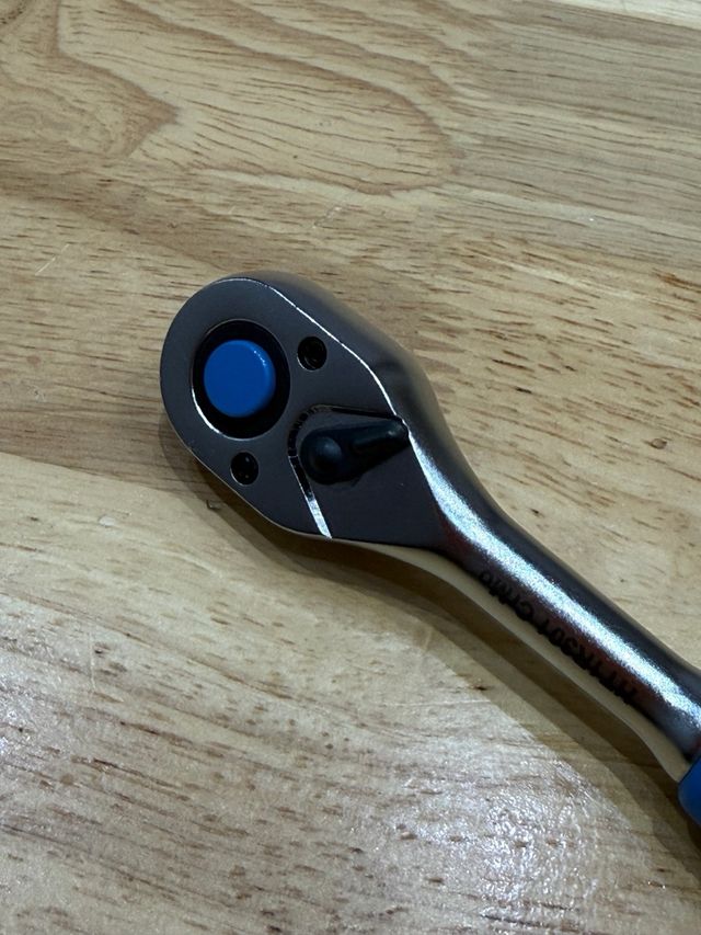 Llave de carraca 1/4 HOGERT