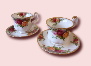 2 Tazas de café y Platillos Royal Albert Rosas