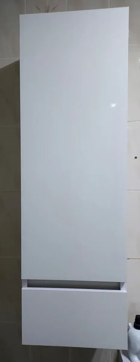 Armario auxiliar baño blanco y gris