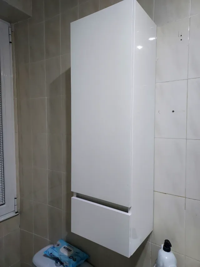 Armario auxiliar baño blanco y gris