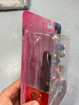 Boneca Marinette Miraculous Pequena