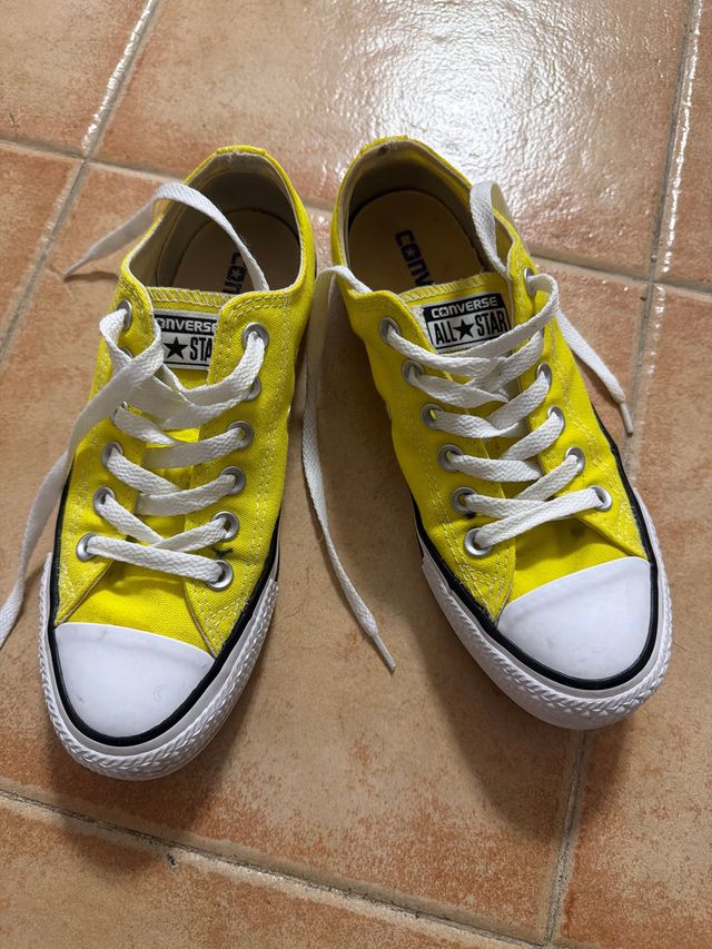 Converse Bajas Amarillas Talla 37