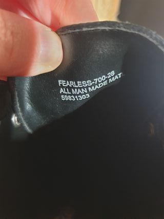 Botines Pleaser negros con tachuelas