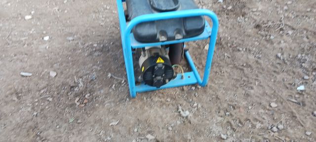 SE vende GENERADOR 3000W