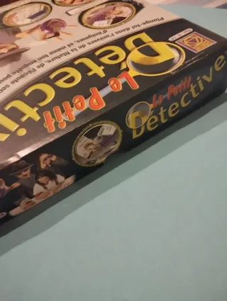 Juego en Francés Le Petit Detective.