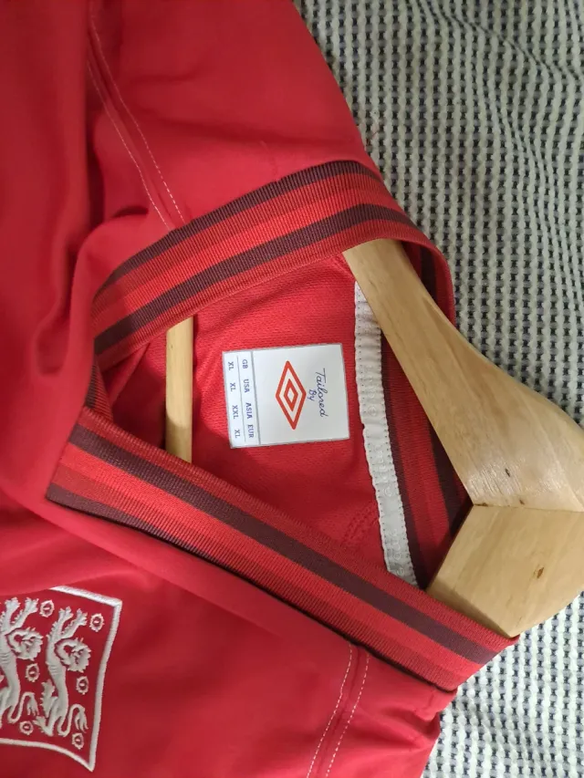 Camiseta Inglaterra Umbro Roja