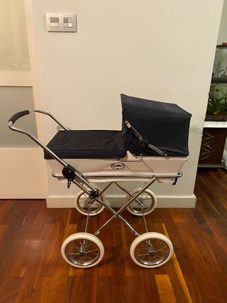 Carrito Muñecas Arrue Original con lote regalo