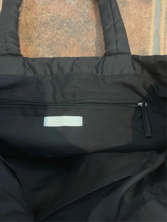 Bolso Tote Acolchado Negro H&M