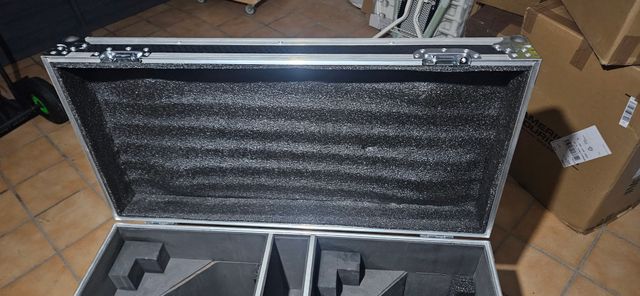 Baúl Flight Case para equipos de iluminación