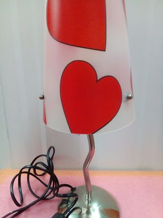 Lámpara de mesa corazones