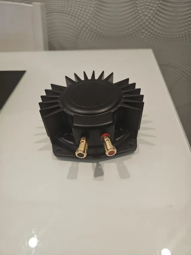 Transductor Táctil 6" Bass