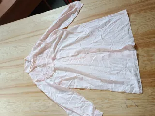 Camisón vintage rosa con volantes