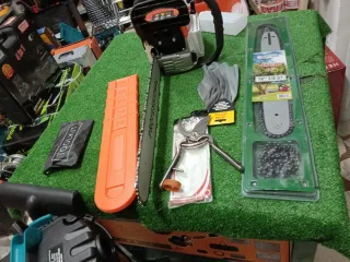 Motosega a scoppio 65cc + Cesoia