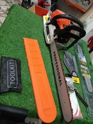 Motosega a scoppio 65cc + Cesoia