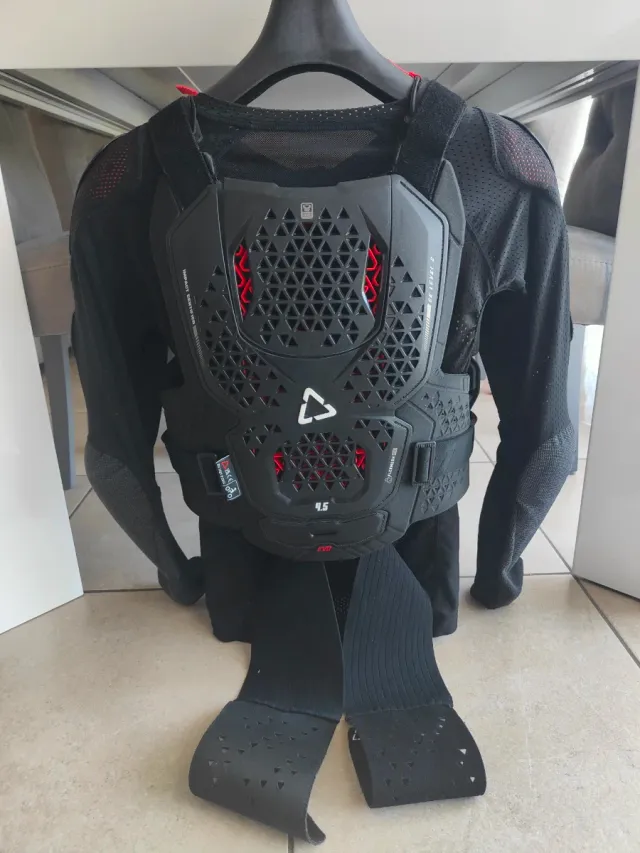 Pettorina Leatt Body Protector 4.5 EVO taglia M/L