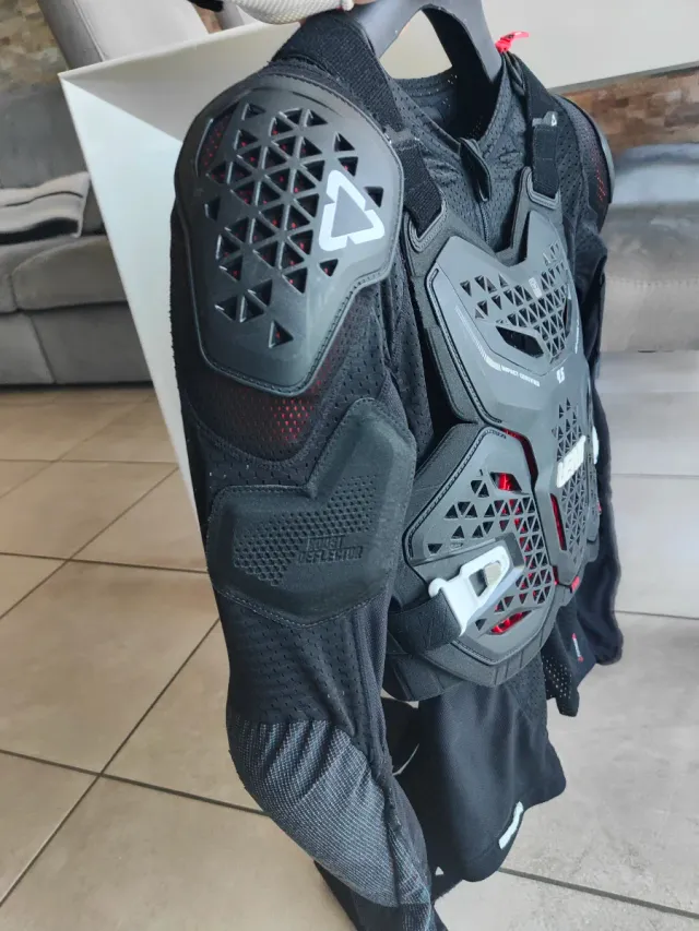Pettorina Leatt Body Protector 4.5 EVO taglia M/L