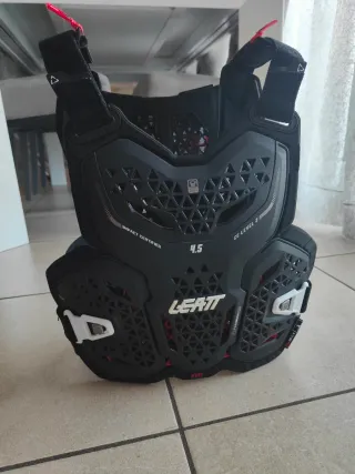 Pettorina Leatt Body Protector 4.5 EVO  taglia M/L
