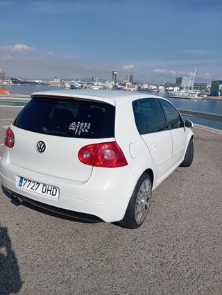 Volkswagen Golf 2005