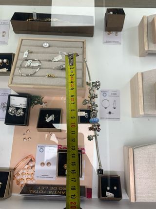 PULSERA PANDORA Y CHARMS DISNEY