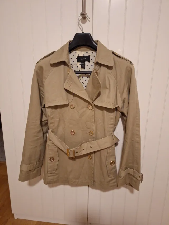 Gabardina Mango Beige Corta