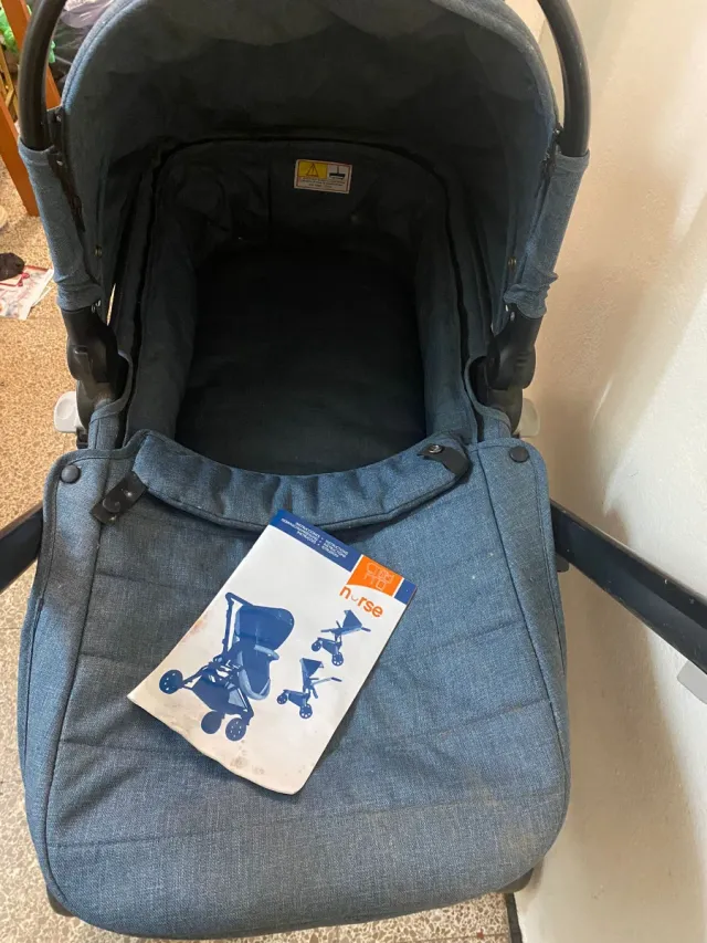 Carrito de bebé negociable el precio