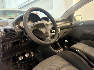 Peugeot 206 CC 1.6 Auto Quiksilver