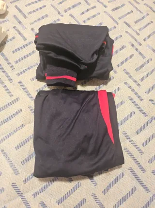 Chándal Salvaterra Fútbol Negro/Rojo talla 14