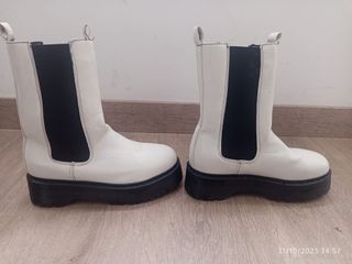 Botines Emmshu Blancos Talla 40