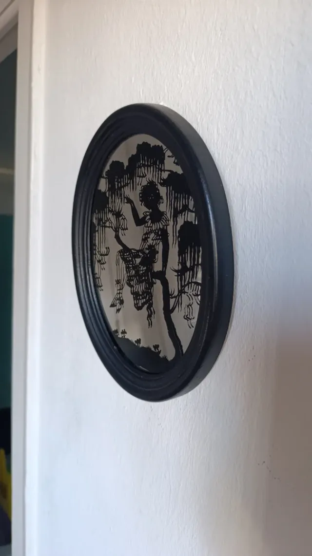 Espejo ovalado decorativo negro