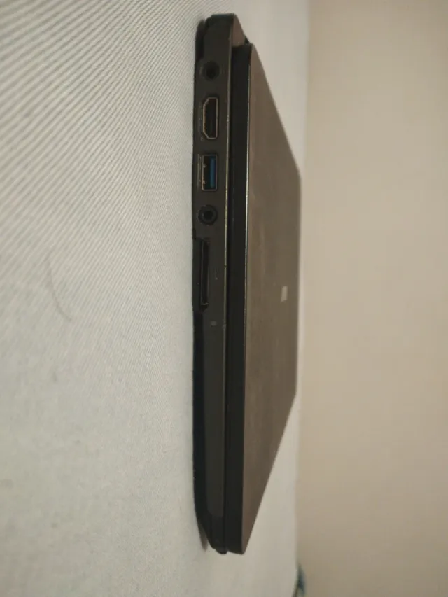 Portátil Acer Travelmate B117-M NO BATERIA