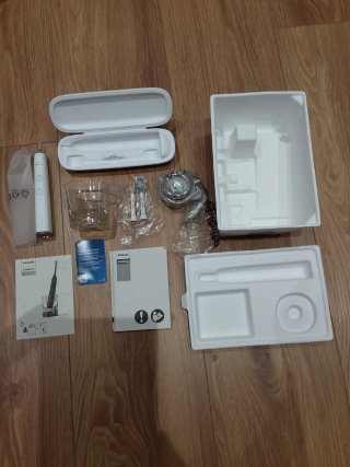 Cepillo Eléctrico Philips Sonicare 9400