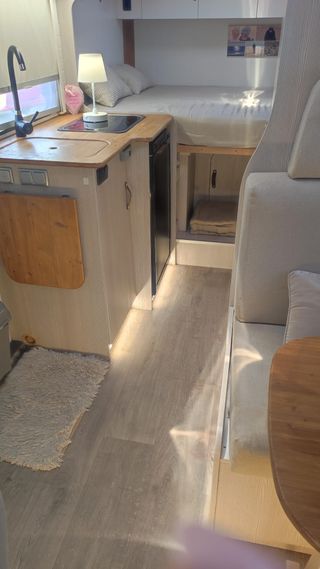 AUTOCARAVANA Hymer Van-512