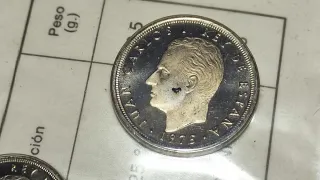 2 Carteras de PRUEBAS NUMISMÁTICAS año 1977