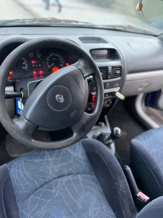 Renault Clio 2001
