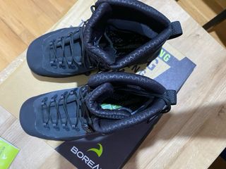 Botas Montaña Boreal Mountaineering Talla 41 NUEVA