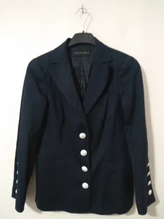 Americana Purificación García azul marino