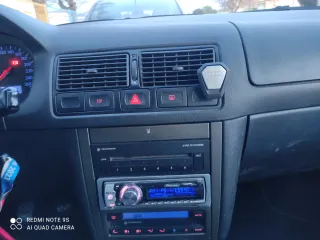 Volkswagen Golf 2003