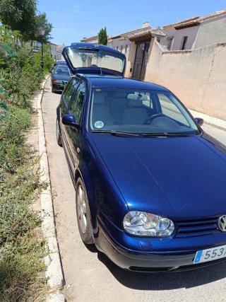 Volkswagen Golf 2003