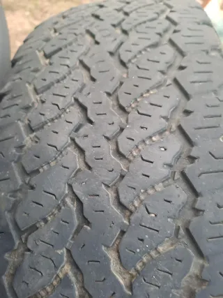 Neumáticos de segunda mano.