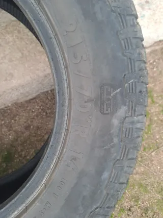 Neumáticos de segunda mano.