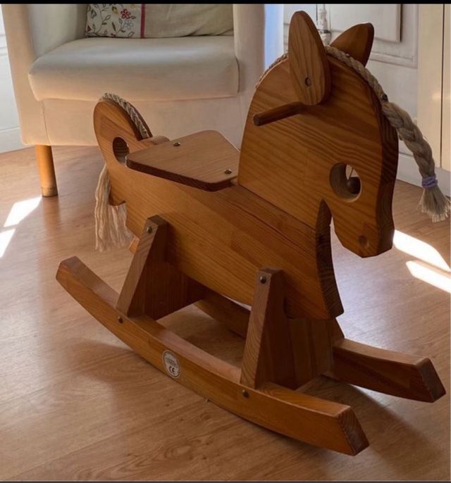 Caballo balancín madera maciza