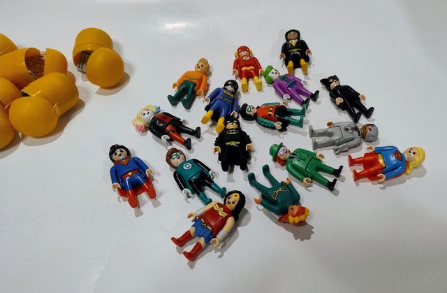 Playmobil DC Comics Kinder Sorpresa Figuras